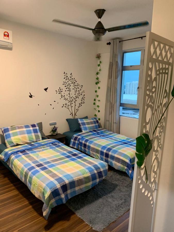 Tr Penang House For Large Family Getaways Apartment Bayan Lepas Exterior photo
