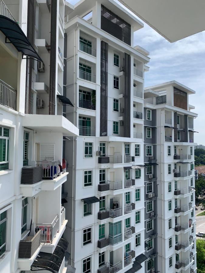 Tr Penang House For Large Family Getaways Apartment Bayan Lepas Exterior photo