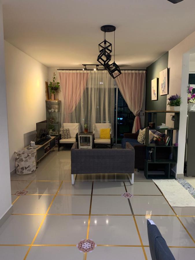 Tr Penang House For Large Family Getaways Apartment Bayan Lepas Exterior photo